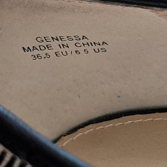 NWT French Connection Plaid Flats Size 6 - Picture 9 of 12